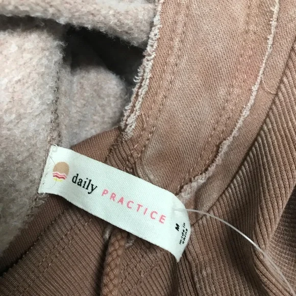 Anthropologie Daily Practice NWT, cotton mix, hooded crop. Dusty rose- M - Picture 5 of 6